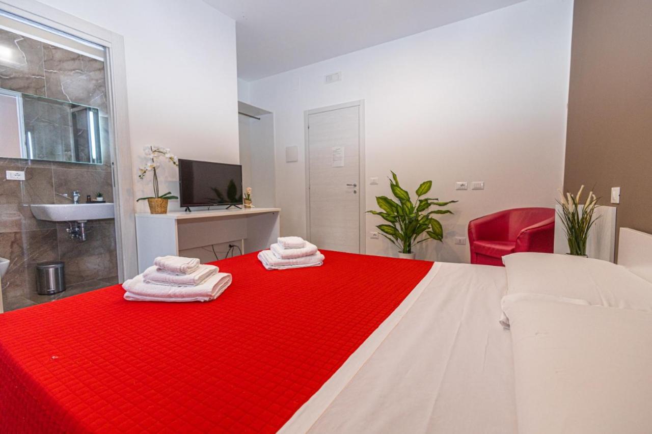 Suebi Rooms 泰尔莫利 外观 照片