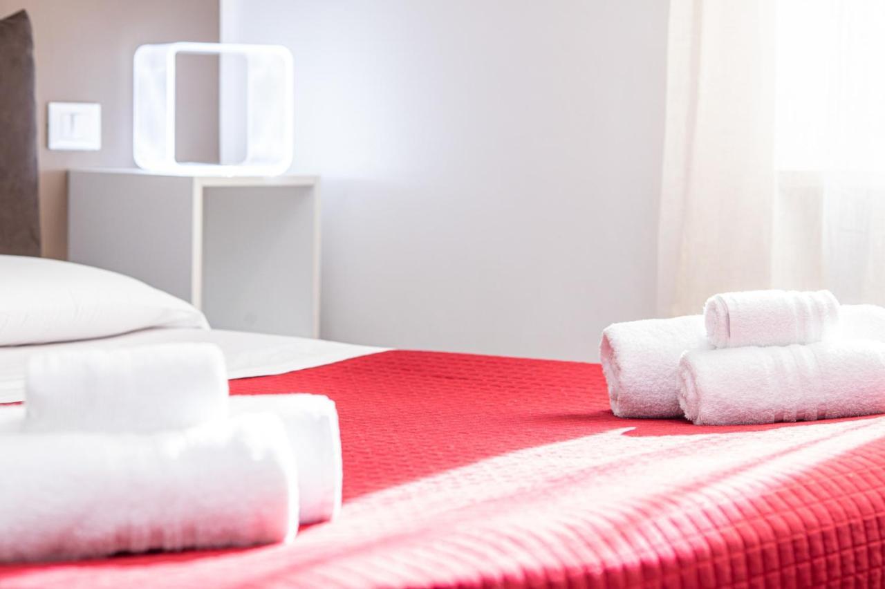 Suebi Rooms 泰尔莫利 外观 照片