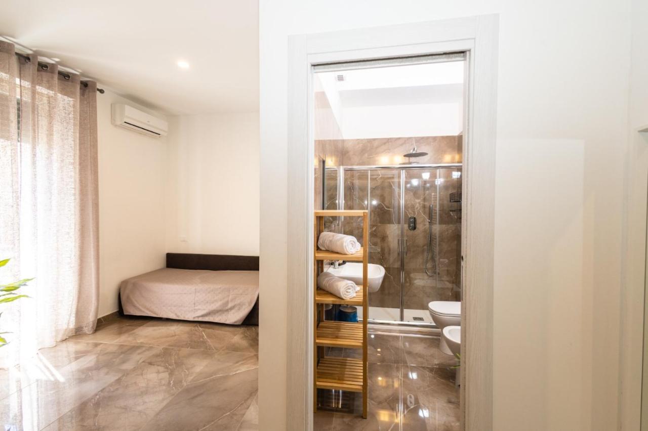 Suebi Rooms 泰尔莫利 外观 照片